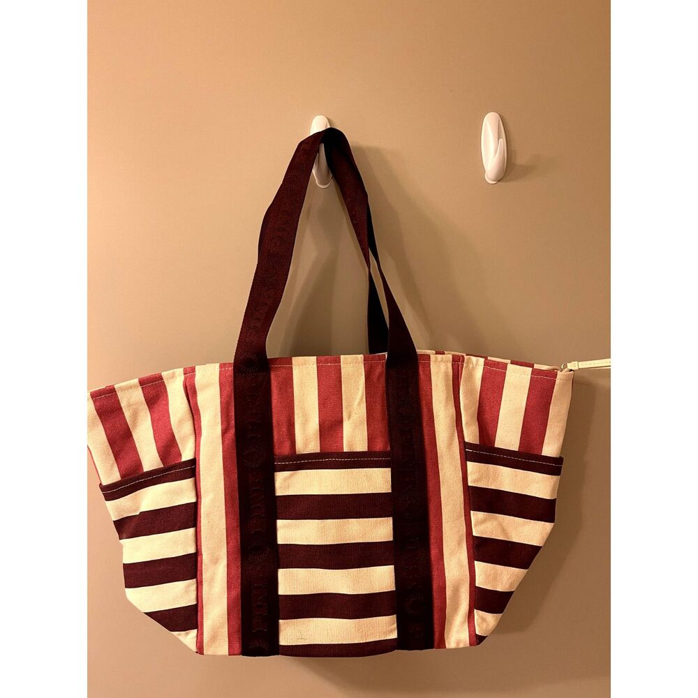 PINK Weekender Bag